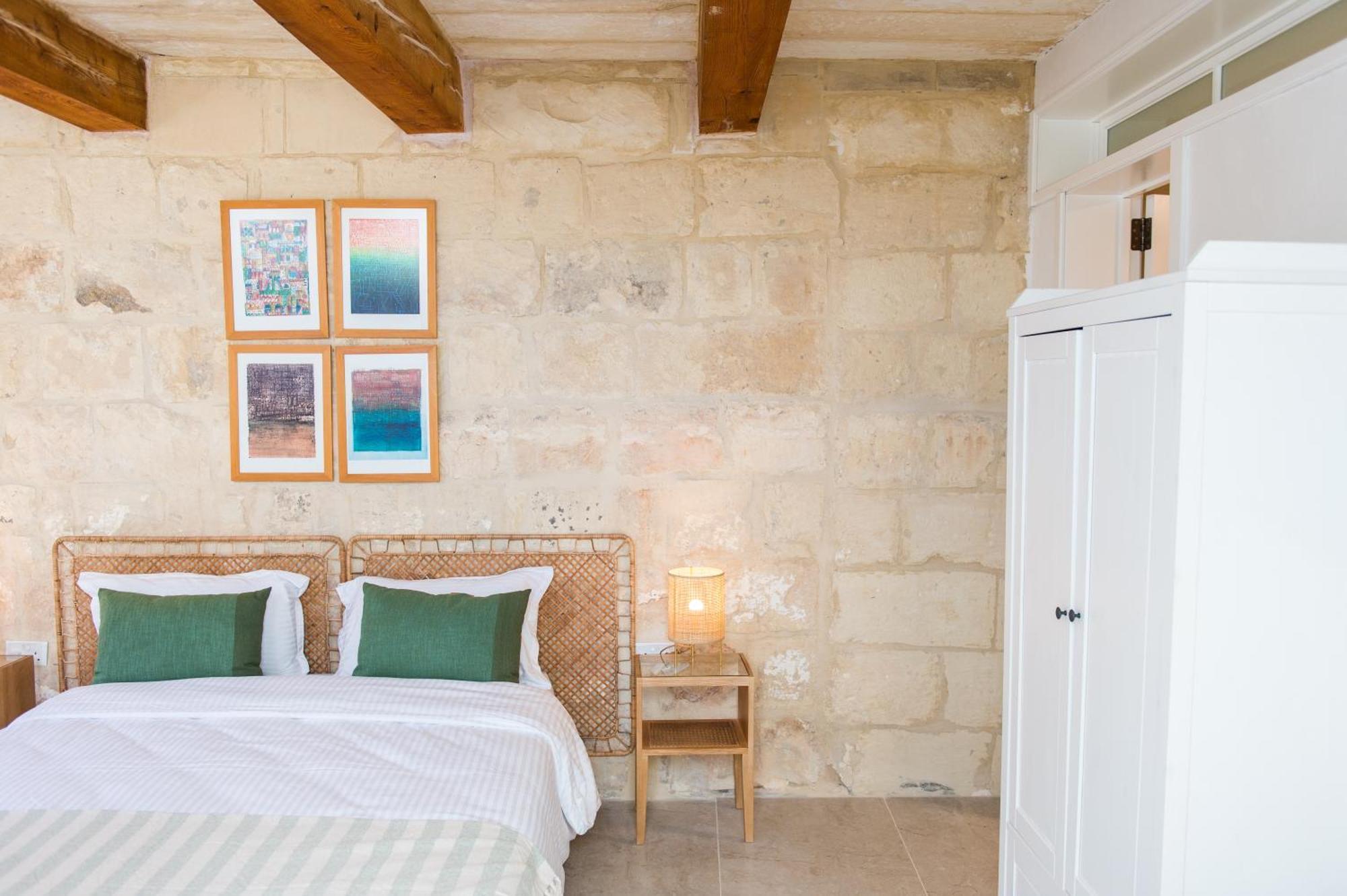 San Anton Suites Attard Екстер'єр фото